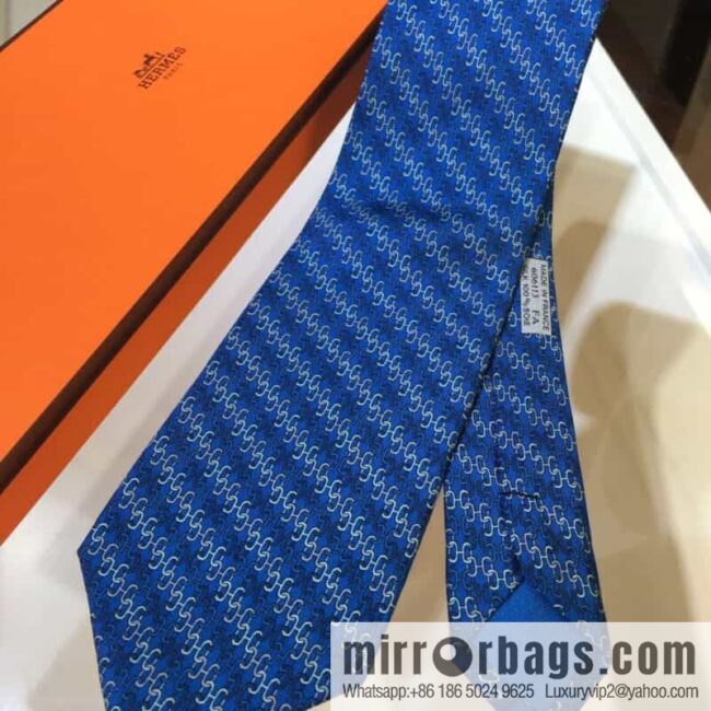 IMG_0304-800x80051sz0akmdxn93200_20250702012527.jpg Hermes 100% top twill silk + wool inner three-color chain tie