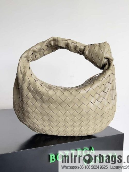 Bv2022 new product, medium Jodie braided knotted round hobo bag, model number: 690225 taupe.