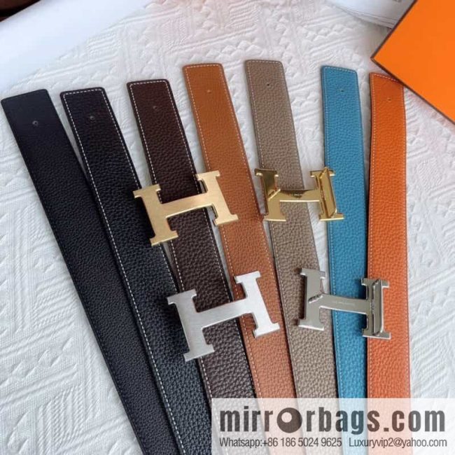 Hermès, the original double-sided version is the classic men\'s 38mm belt with the first layer of leather.