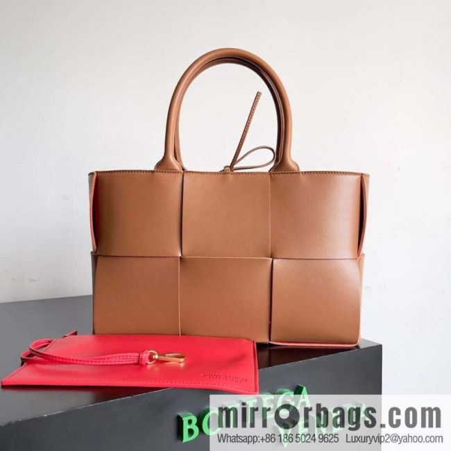 BottegaVeneta 30cm light brown red Intrecciato woven sheepskin two-color leather (fabric) tote handbag model: 652867