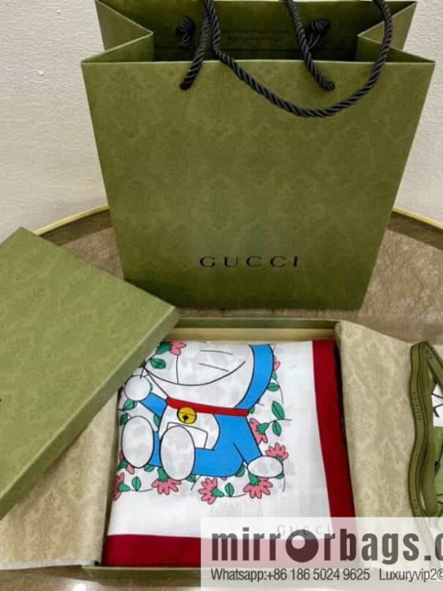 GUCCIxDoraemon joint 100% silk square scarf