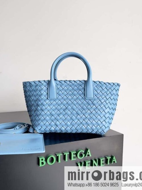 BV Mini Cabat Limited Edition mini vegetable basket BAG model; 709464 hurricane blue