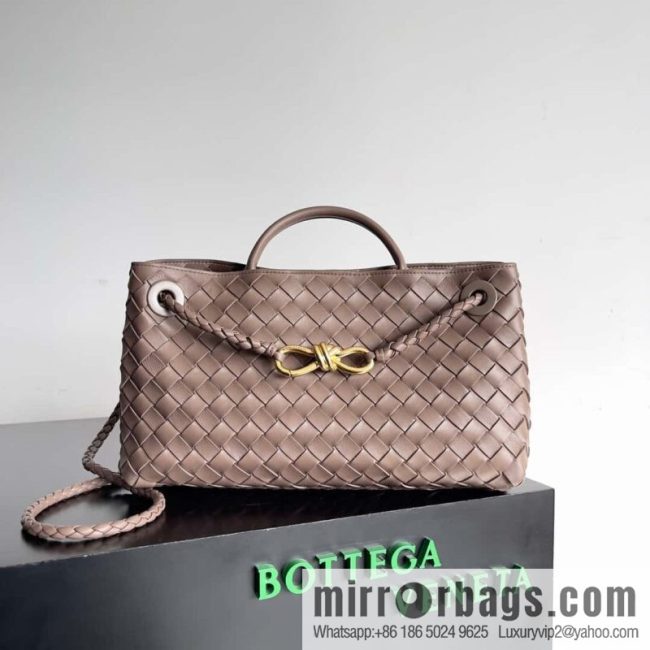 Bottega Veneta new horizontal Andiamond handbag, model number: 754990