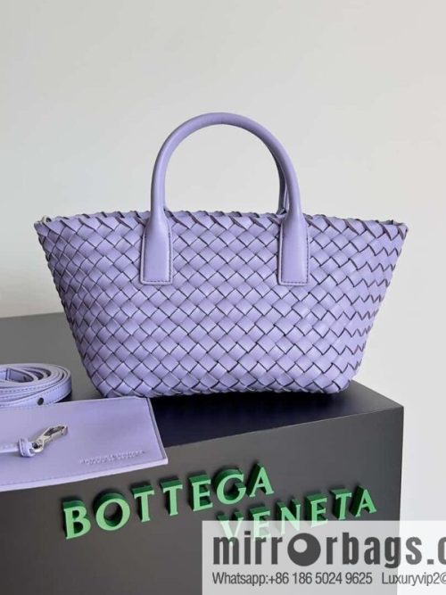 BV Mini Cabat Limited Edition mini vegetable basket BAG model; 709464 wisteria
