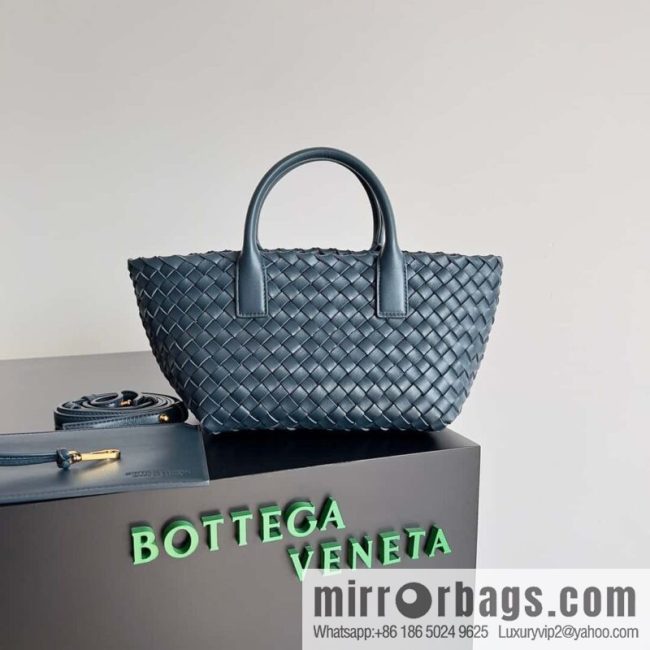 BV Mini Cabat Limited Edition mini vegetable basket BAG model; 709464 blue