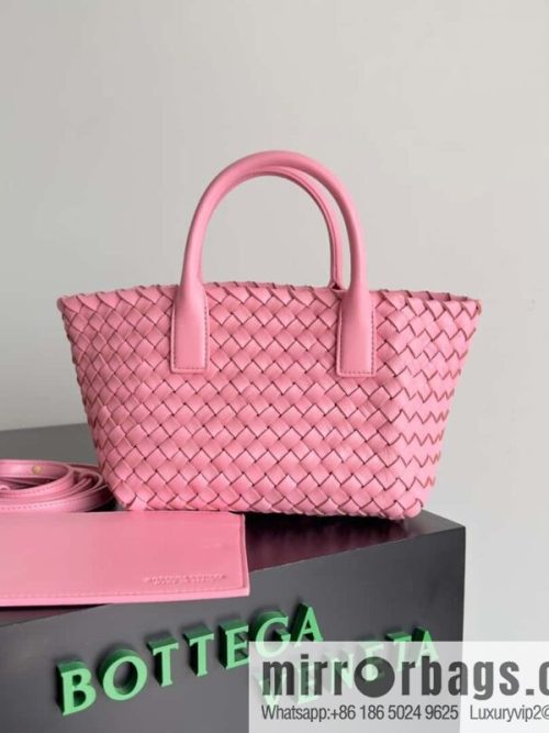 BV Mini Cabat limited edition mini vegetable basket BAG model; 709464 pink