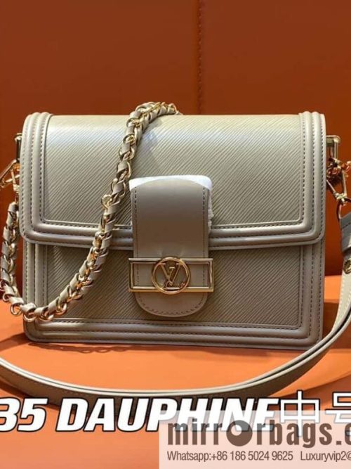 [Original order boutique] M23635 khaki epi Daphne series DAUPHINE medium handbag M23635 This Dauphine medium handbag