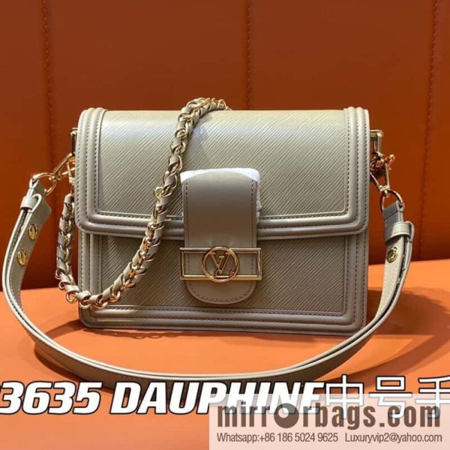 [Original order boutique] M23635 khaki epi Daphne series DAUPHINE medium handbag M23635 This Dauphine medium handbag