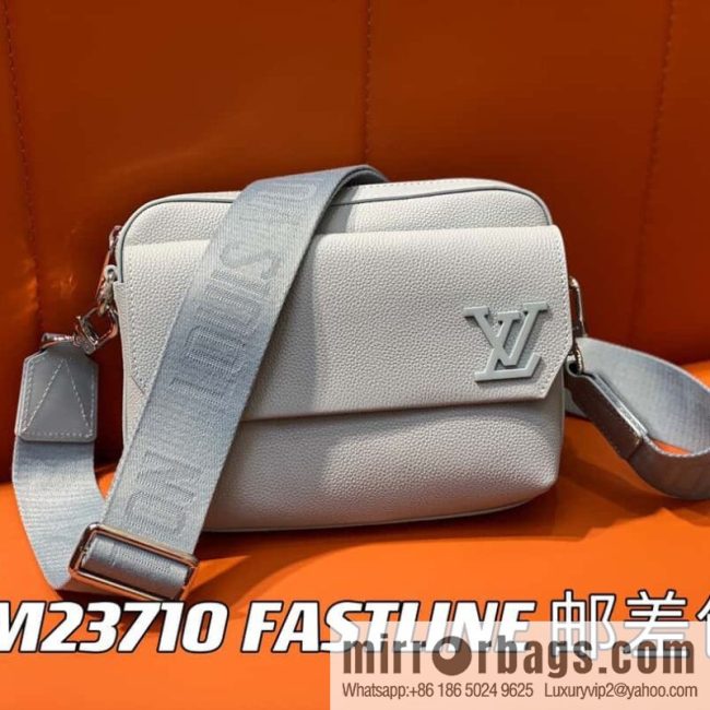 [Original order boutique] M23710 light blue, full leather men\'s bag messenger bag series, new FASTLINE messenger bag in autumn and winter