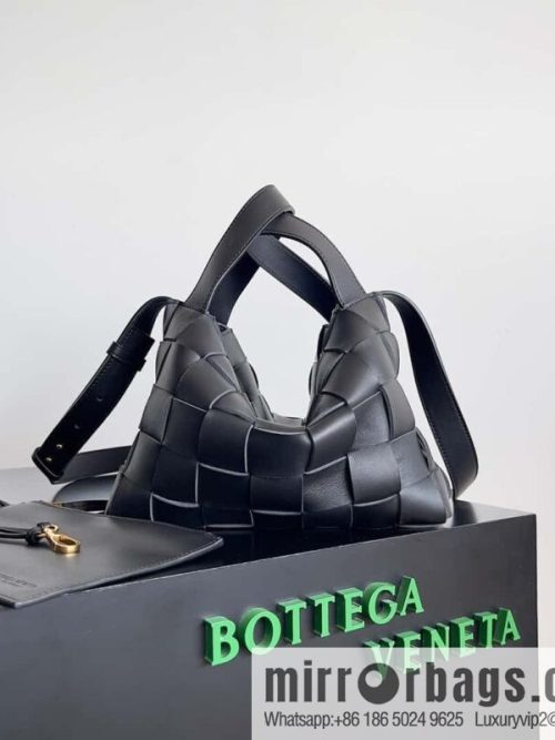 BV bowling bag model number: 755132