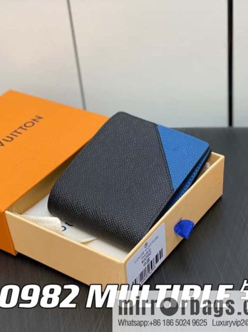 [Original order boutique] M30982 medium blue, full leather suit wallet series MULTIPLE wallet