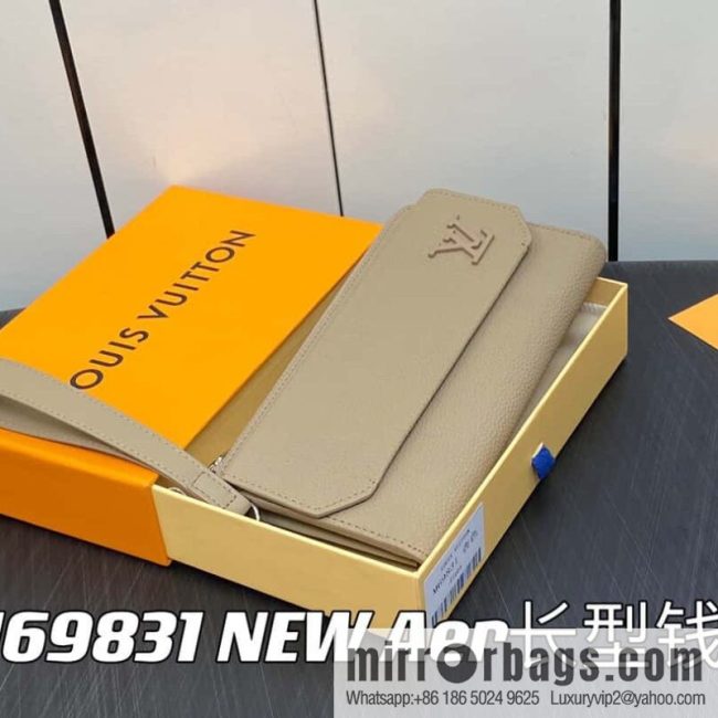 [Original single boutique] M69831 apricot, full leather clutch bag wallet series NEW Aer long wallet