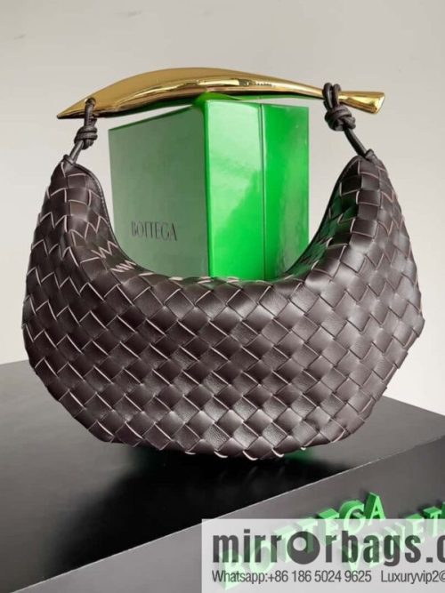 BottegaVeneta2023 new model, Bottega Veneta Bv spring and summer new mini sardines SARDINE model number: 716082 large