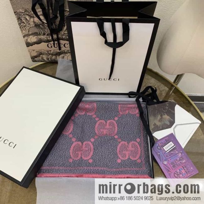 GUCCI Gucci Letter-interwoven jacquard scarf 598993 - Image 2