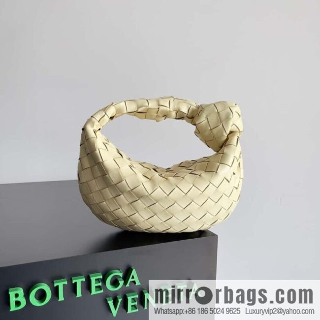 IMG_1061-800x800exxa0okyset64032_20250719013950.jpg Bv2022 new Mini Jodie braided knotted round hobo bag, model: 651876