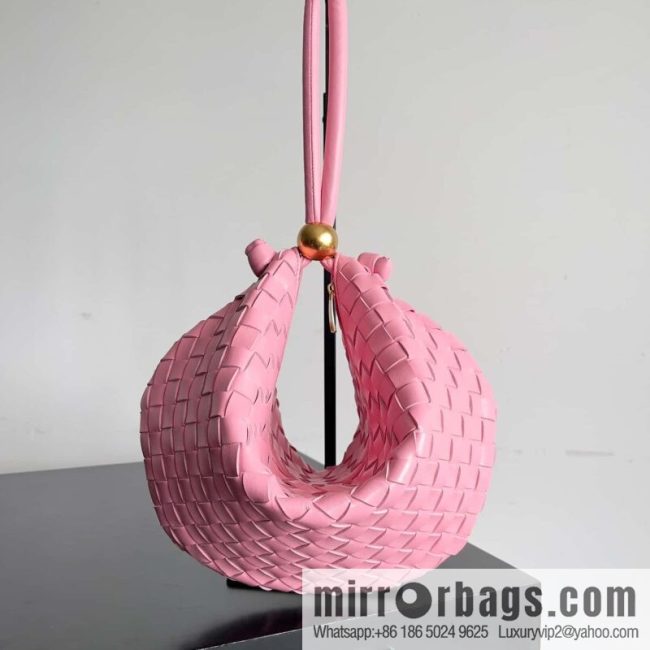 Bottega VenetaBV Turning Bag~ Golden Ball jodie Model number: 701024