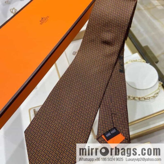 Hermes Plain Textured 100% Top Twill Silk Tie - Image 2