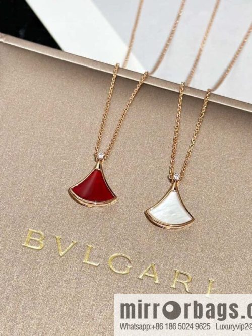 ❗️New ❗️ ☀️ Original ☀ BVLGARI DIVAS\'DREAM Chalcedony White Fritillary Fan Necklace  ☀️