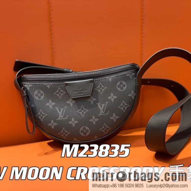 [Original order boutique] M23835 black flower, men\'s bag moon bag series, new LV MOON CROSSBODY handbag in autumn and winter