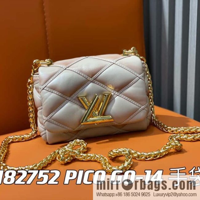 [Original order boutique] M82752 apricot M23526 full leather chain bag series PICO GO-14 handbag