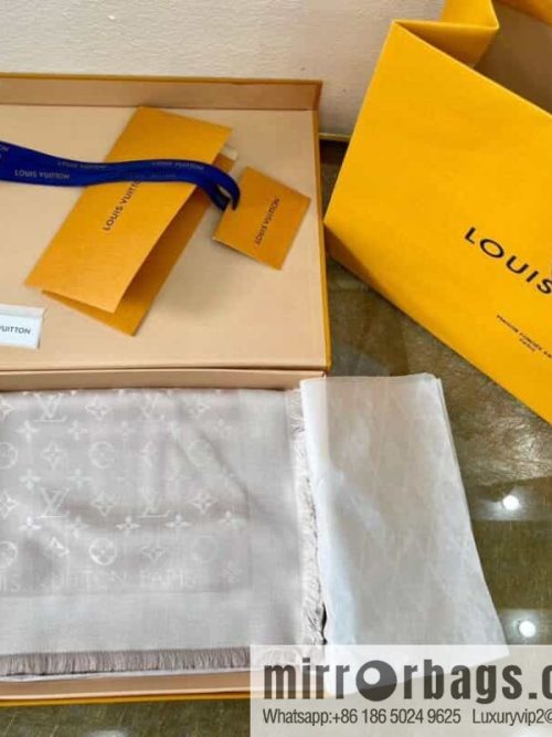 LV Louis Vuitton Monogram pattern silk wool blend scarf M71336