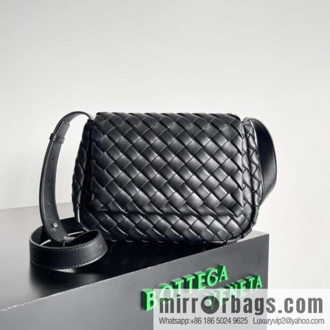 #B\'s new COBBLE Cobble Bag in early autumn of 2023 is the same as Stefanie Sun, model number: 755659.