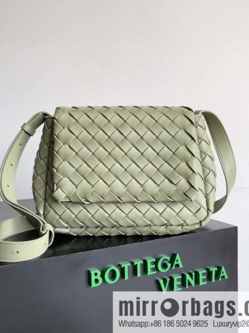 #B\'s new COBBLE Cobble Bag in early autumn of 2023 is the same as Stefanie Sun, model number: 755659.