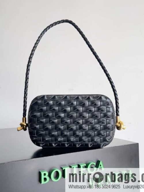 BottegaVeneta BV Knot | minaudiere: 717623 black