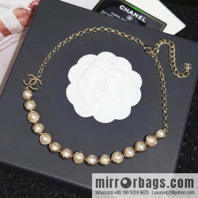 ❗️New ❗️ Chanel necklace ☀️ new ☑️ Chanel double c short pearl necklace ☀️