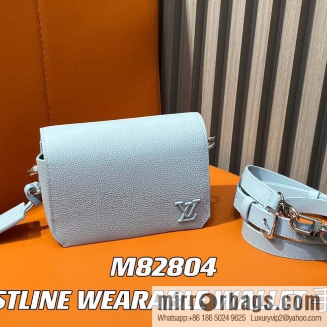 [Original order boutique] M82804 light blue, full leather men\'s bag messenger bag series, new FASTLINE WEARABLE WALLET handbag in autumn and winter