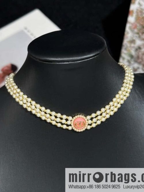 New ☑️ DIOR three-layer pearl necklace