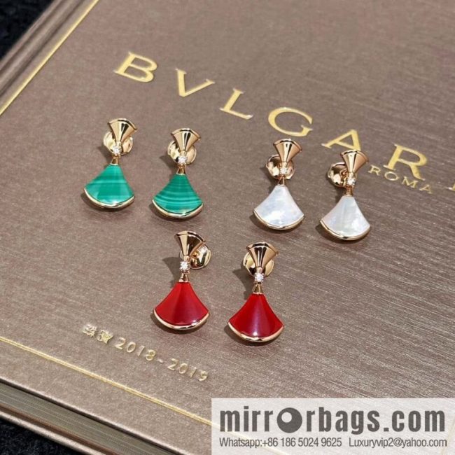 ❗️New ❗️ ☀️ Original ☀ BVLGARI DIVAS\'DREAM chalcedony white fritillary malachite fan stud earrings ☀️