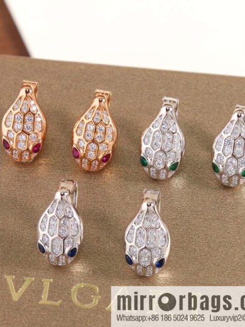 ☀️Bulgari BVLGARI latest series SERPENTI snake head ear shot earrings studs