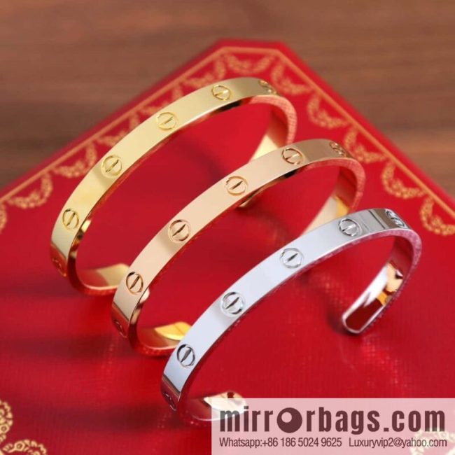 ☀️Cartier LOVE series open smooth bracelet