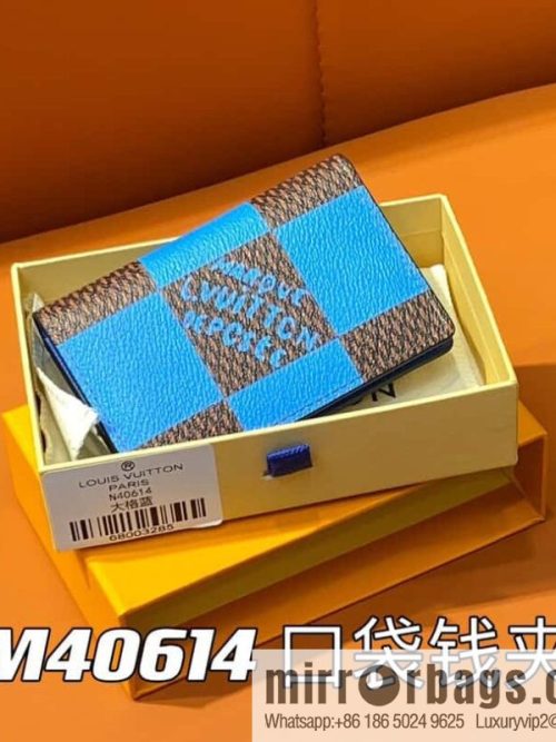 [Original order boutique] M40614 blue large plaid pocket wallet