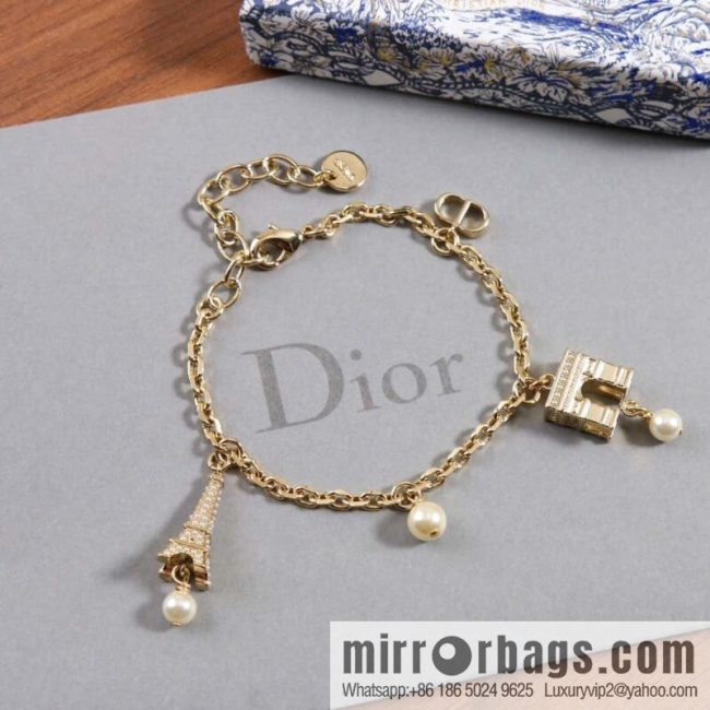 New ☑️ DIOR pearl Eiffel Tower Arc de Triomphe bracelet