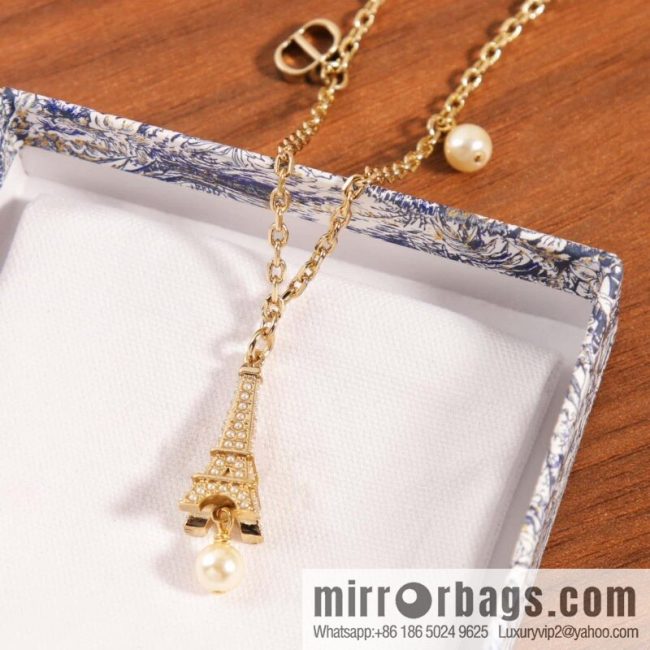 New ☑️ DIOR pearl Eiffel Tower necklace