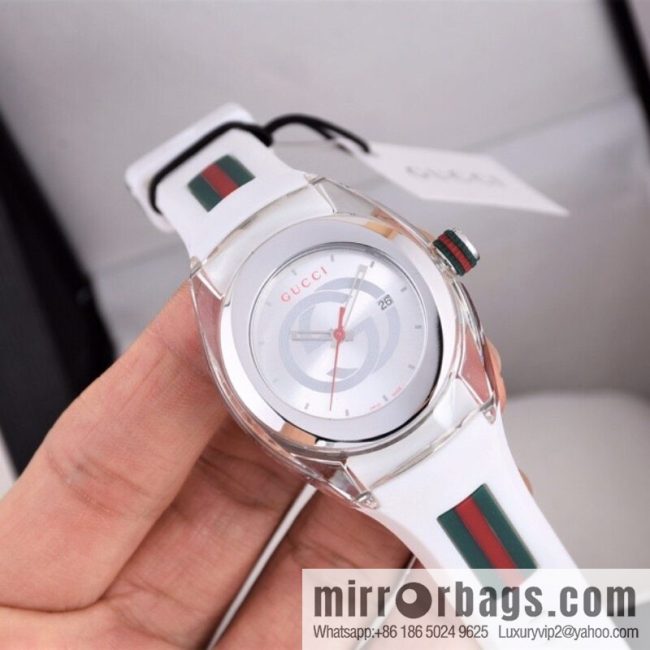 Gucci SYNC couple transparent quartz watch - Image 2