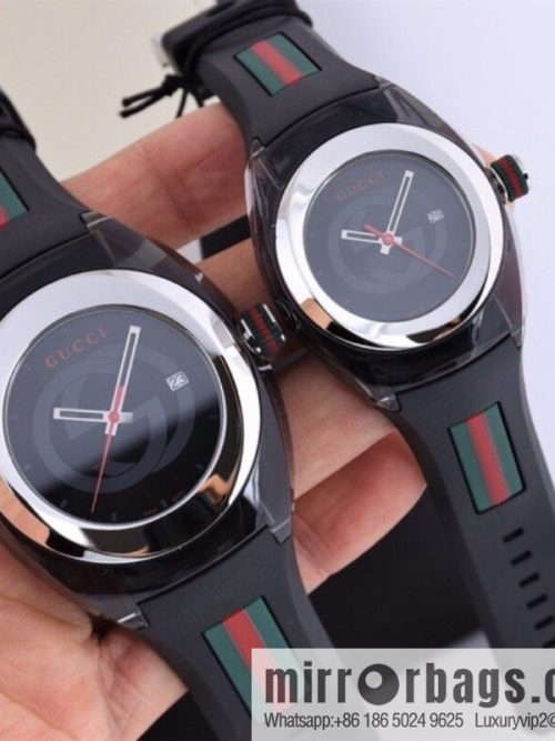 Gucci SYNC couple transparent quartz watch