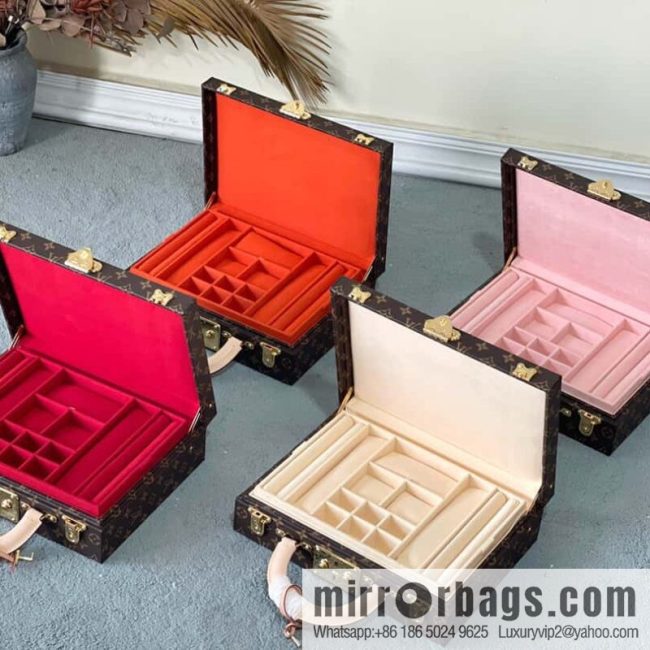 M20076 Apricot Monogram Jewelry Box