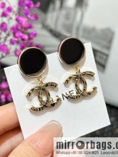 ☀️New ☑️ Chanel C2 double c round oil stud earrings