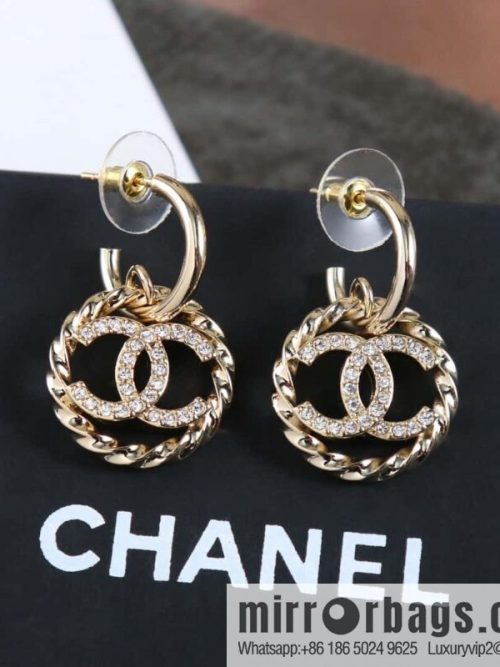 ☀️New ☑️ Chanel C2 hollow full diamond round double c stud earrings ☀️