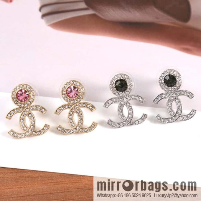 ☀️New ☑️ Chanel C2 double c round diamond stud earrings ☀️