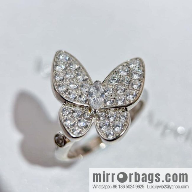 ❗️New ❗️ ☀️ Original ☀️ Van Cleef & Arpels Two Butterfly Diamond Butterfly Necklace, Earrings, Ring ☀