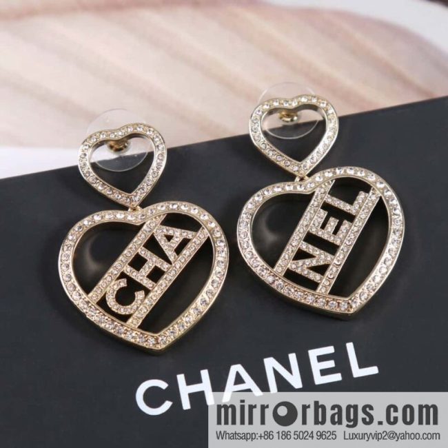 ☀️New ☑️ Chanel C2 double peach heart love hollow full diamond stud earrings