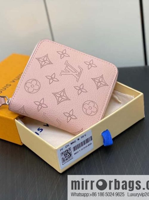 [Original single boutique] M81558 pink full leather zipper wallet series