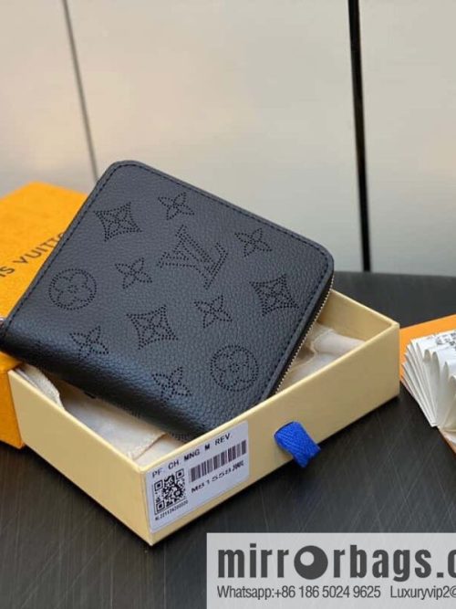 [Original single boutique] M81558 gray, full leather zipper wallet series