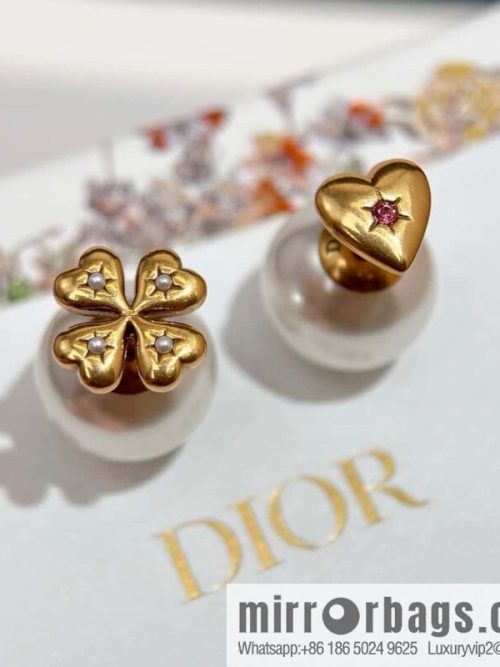 New ☑️ DIOR Dior heart love four-leaf clover pearl stud earrings