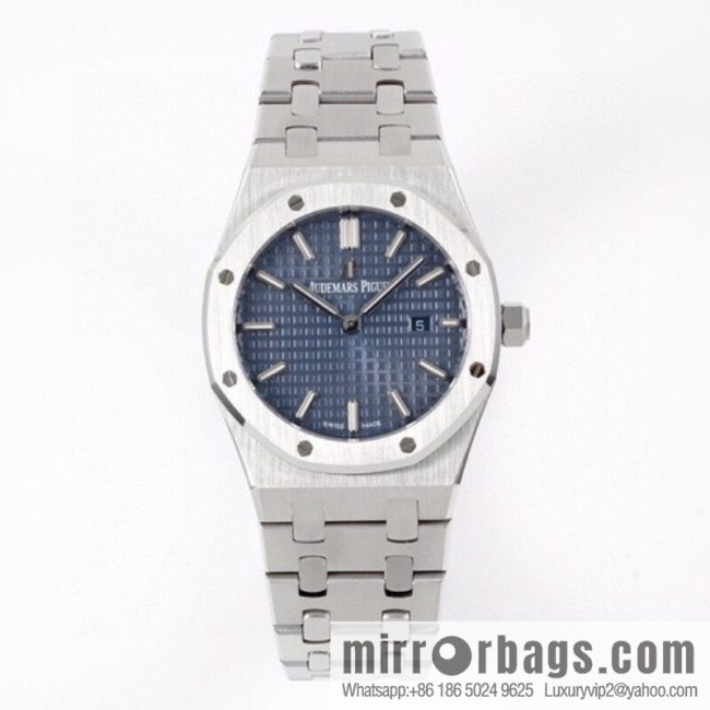 Audemars Piguet AP Royal Oak Quartz Women\'s Model 67651ST. ZZ.1261ST.01 Diameter 33mm - Image 5