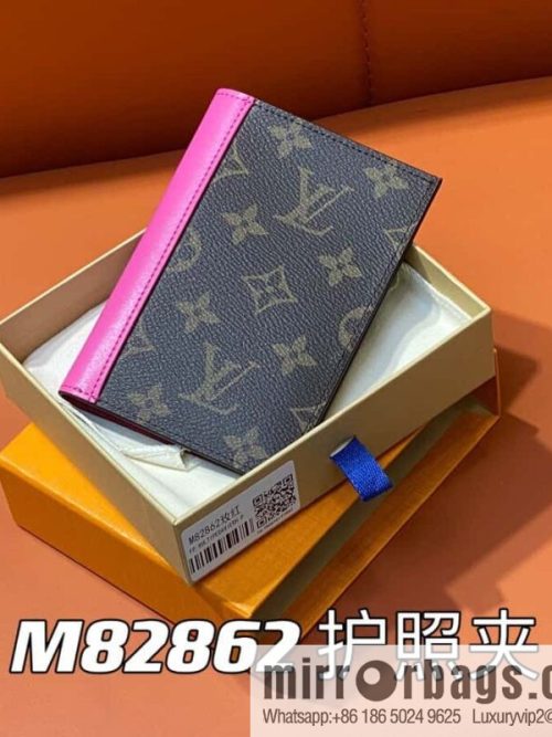 [Original single boutique] M82862 monogram plum red, passport holder wallet series, passport protective cover